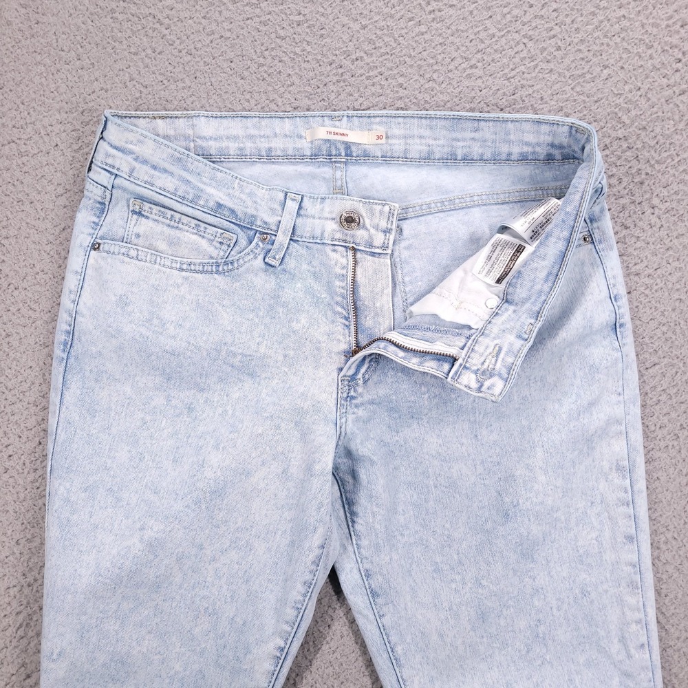 LEVIS 711 Jeans Size 30 Skinny Mid Rise Light Acid Wash Stretch Denim - Picture 5 of 14